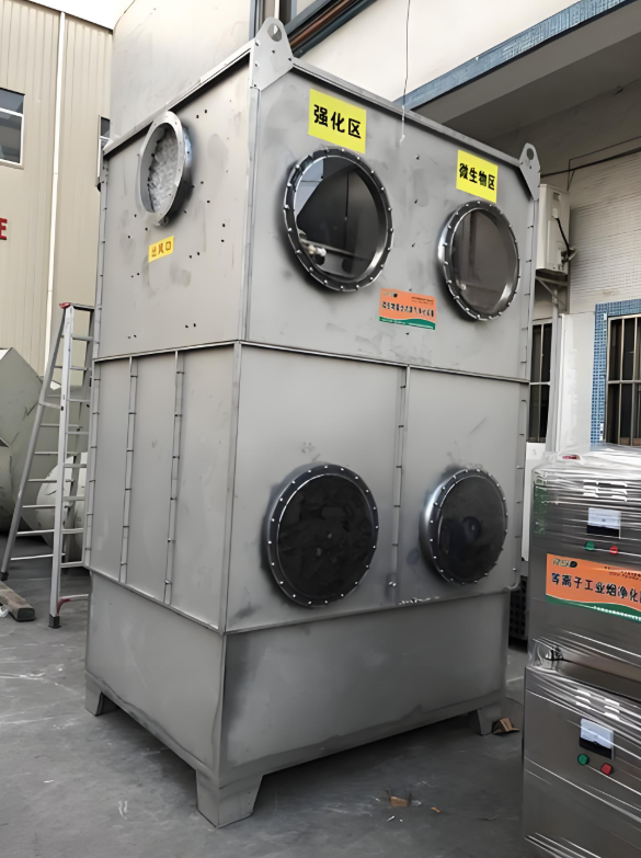 发酵车间生物滴滤塔设备现场图