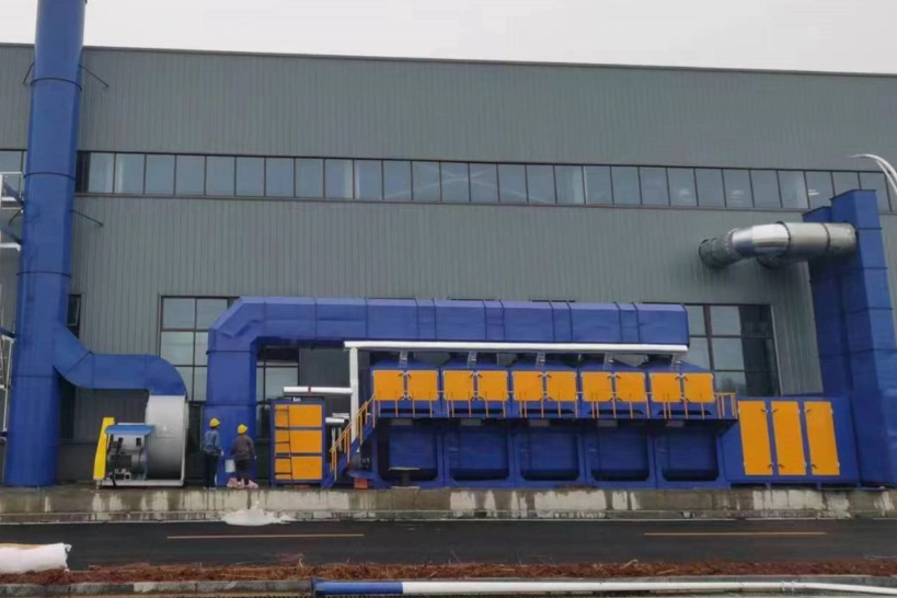 平顶山危废间催化燃烧设备安装现场